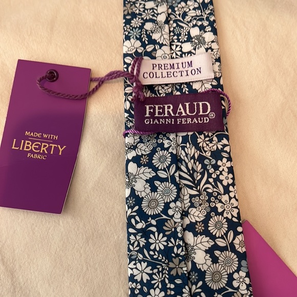 Gianni Feraud Liberty Fabric Ties - Picture 4 of 9